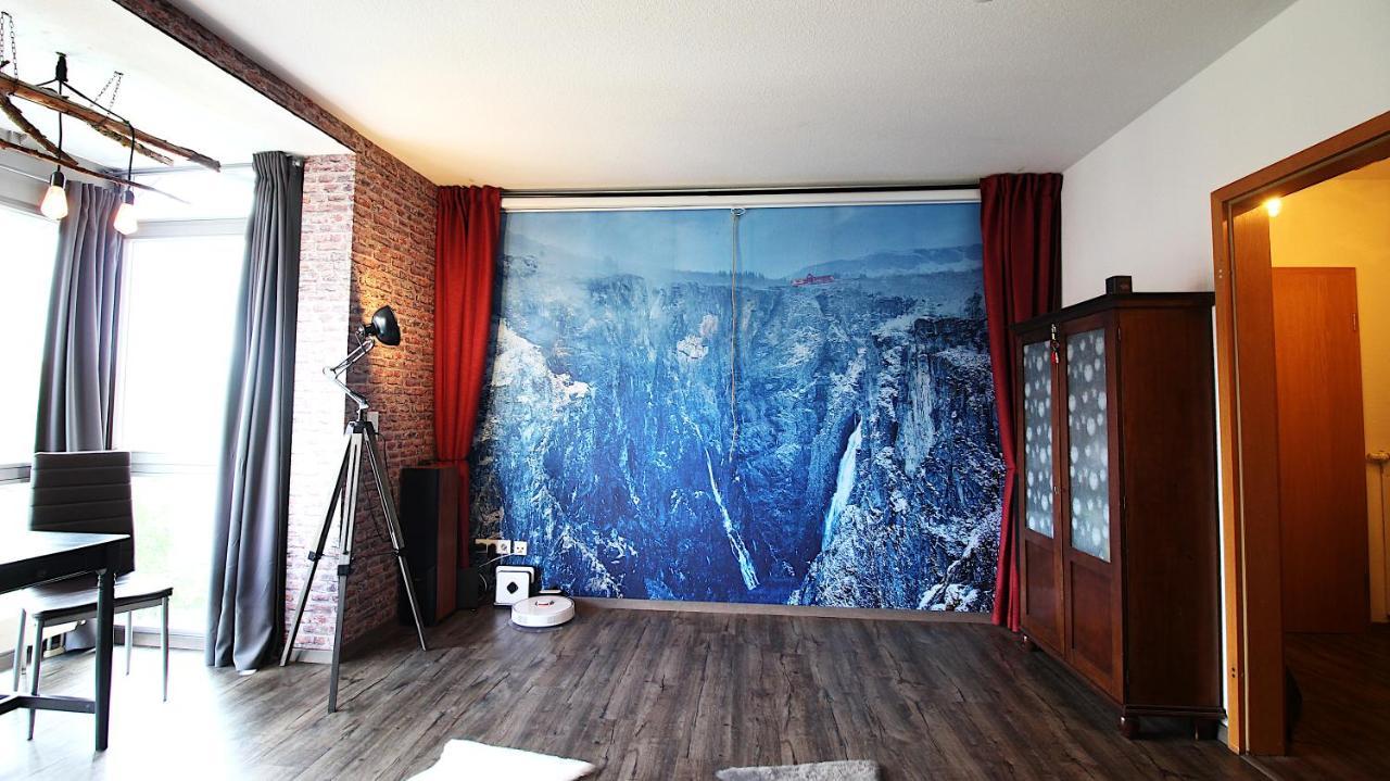 Home Cinema, Parking Space Вюрцбург Екстер'єр фото